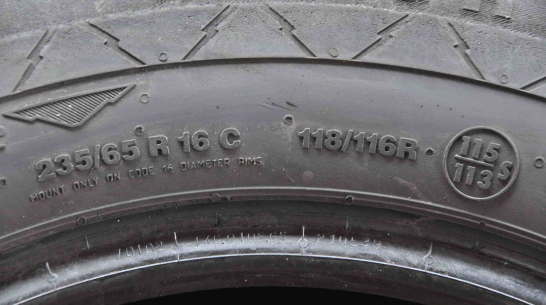 Anvelopa Iarna Crafter Sprinter 235/65 R16C Continental