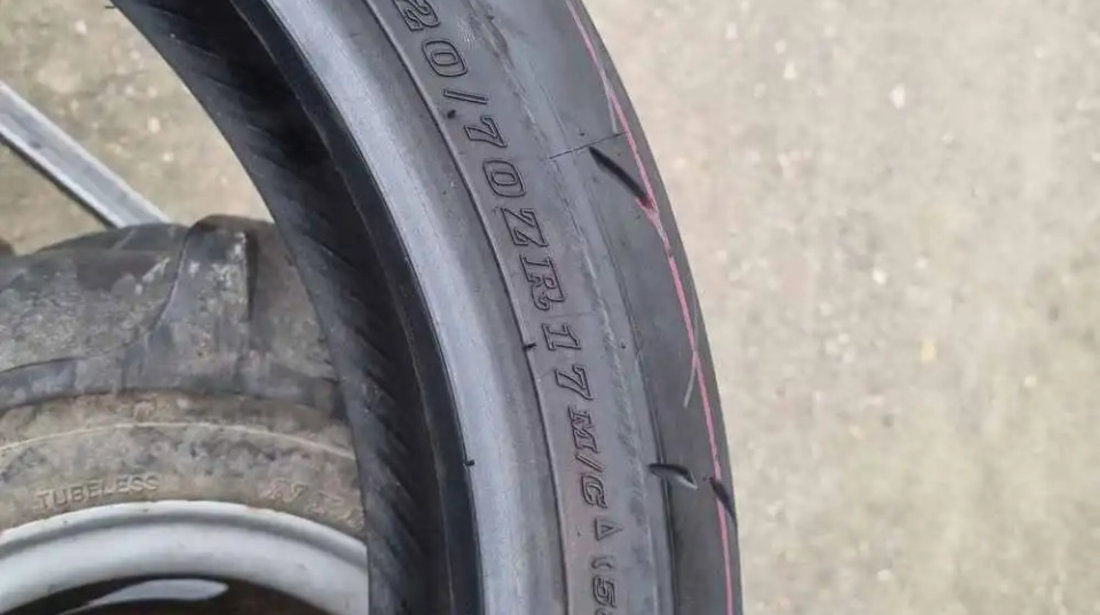 Anvelopa Vara 120/70 ZR17 DUNLOP Sportmax Roadsport 2 58W - N039