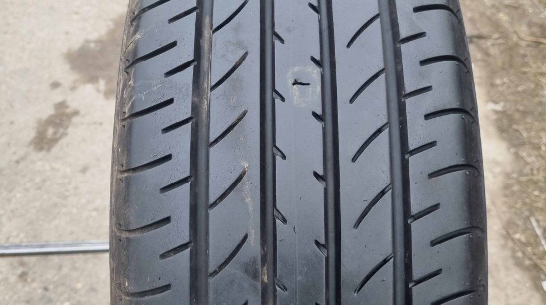 Anvelopa Vara 225/60 R18 YOKOHAMA BluEarth E51 100H