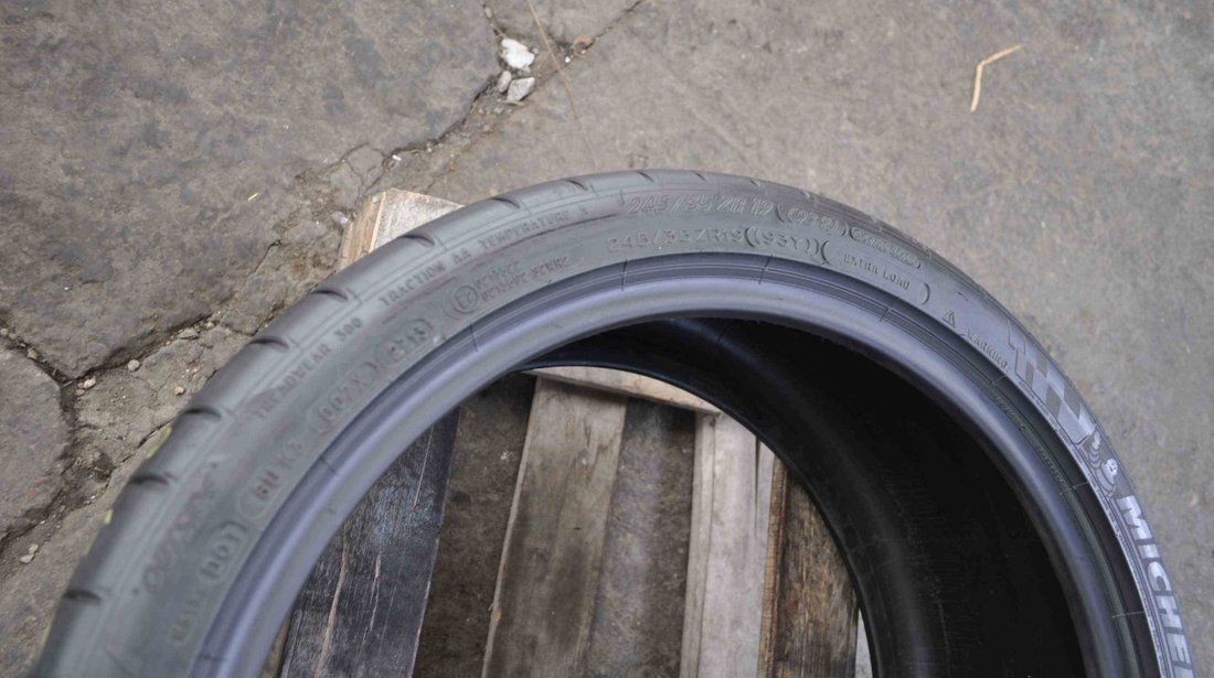 Anvelopa Vara 245/35 R19 MICHELIN Pilot Super Sport 93Y