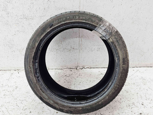 Anvelopa Vara Volkswagen Golf 5 (1K1) [Fabr 2004-2008] 245/40 ZR19