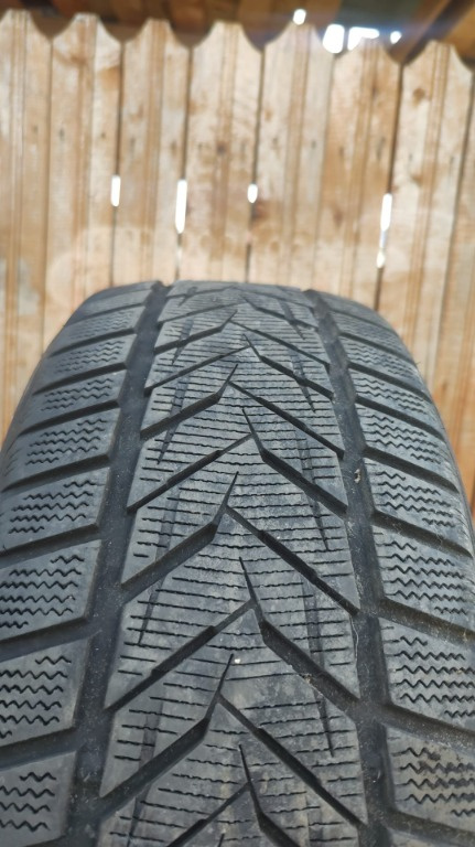 Anvelope 235 / 45 R18 M+S all season