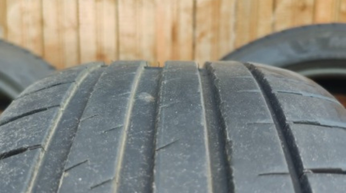 Anvelope 235 / 45 R18 vara Dot 2021 Michelin