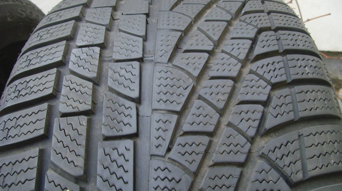 Anvelope 245 40R19 98V de 8mm Pirelli 2buc si 275 35R19 100V 7mm Pirelli 2buc ptr BMW seria 5 F10