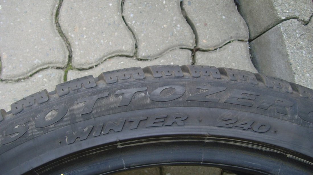 Anvelope 245 40R19 98V de 8mm Pirelli 2buc si 275 35R19 100V 7mm Pirelli 2buc ptr BMW seria 5 F10