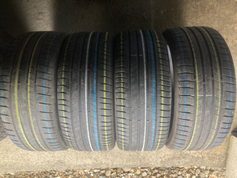 Anvelope Bridgestone set 4 buc 225/40 R18 Dot 2020