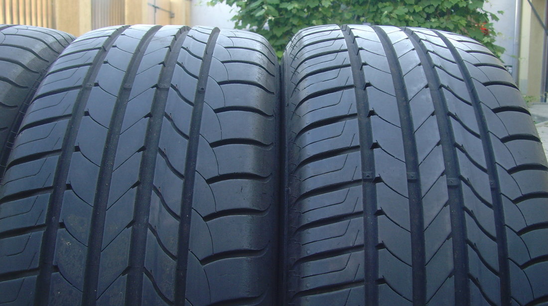 Anvelope,cauciucuri de vara aproape ca si Noi 215/50R17 91V GoodYear EfficientGrip