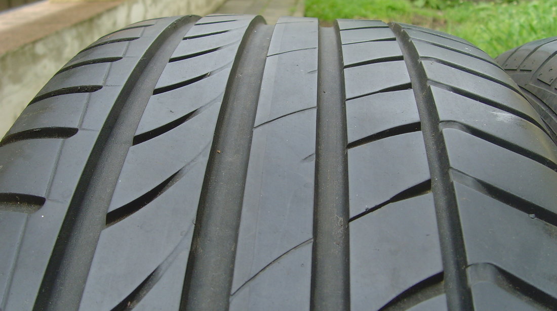 Anvelope,cauciucuri de vara RunOnFlat 225/60 R17 99V Dunlop SP SportMaxx TT,profil 6,7mm