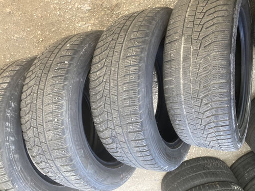 Anvelope Hankook set 4 buc 235/55 R18 M+S