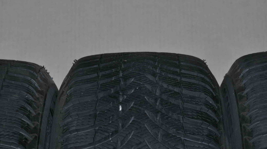 Anvelope Iarna 16 inch Michelin 215/65 R16 Dacia Duster Vw Tiguan Audi Q3