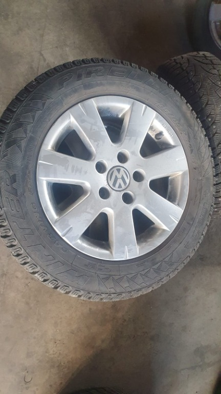 Anvelope iarna 195/65 R15