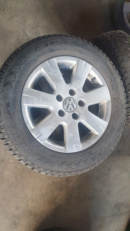 Anvelope iarna 195/65 R15
