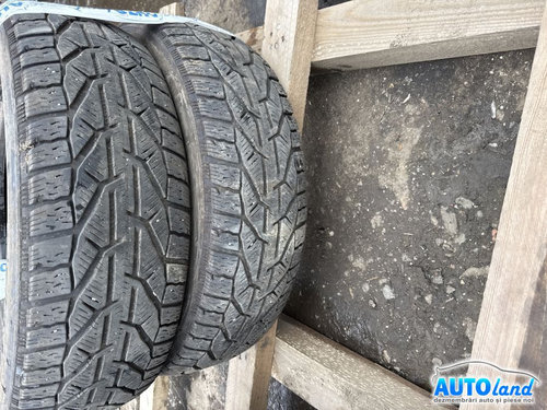 Anvelope Iarna 2 Bucati R16 215/70/16 Suv 2000