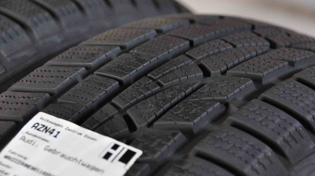 ANVELOPE IARNA Hankook Winter Icept Evo 215/60 R16