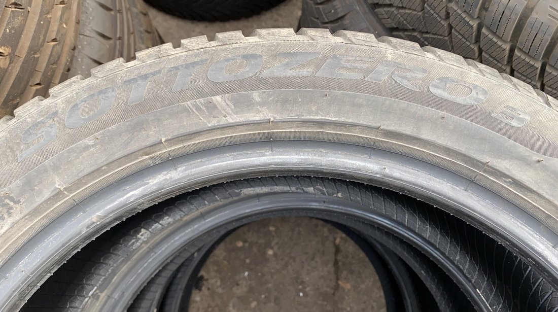 Anvelope iarna M+S 215/50 R18 Pirelli Winter sottozero 3 215 50 18 dot 2019 Rulate foarte putin