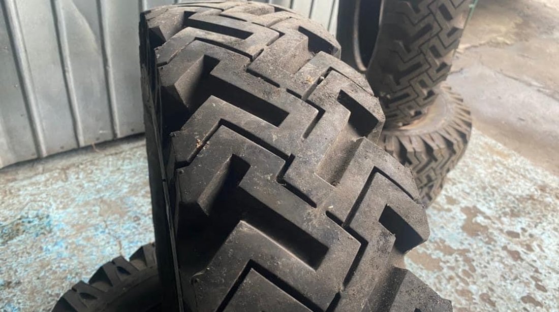 Anvelope noi tractor DEESTONE / GOODYEAR 7.50-16C 8PLYURI made in Thailand.