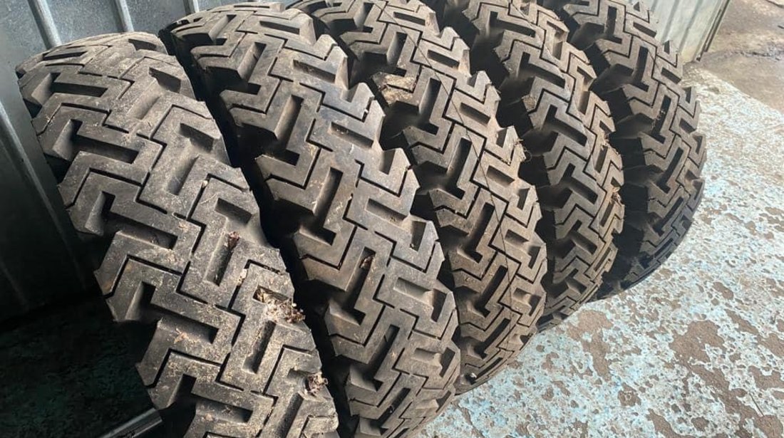 Anvelope noi tractor DEESTONE / GOODYEAR 7.50-16C 8PLYURI made in Thailand.