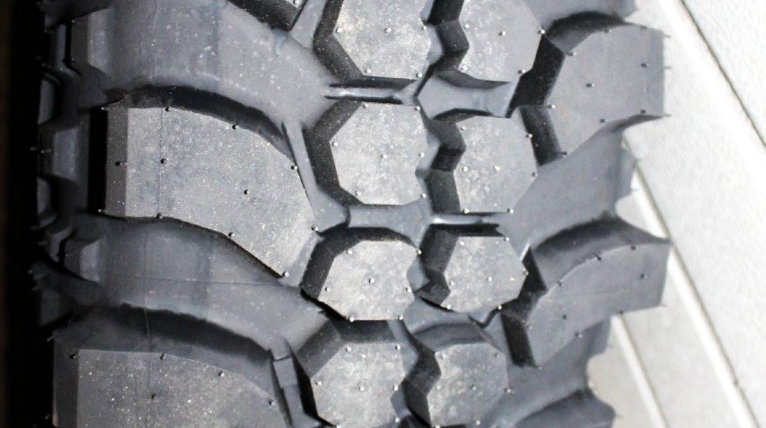 Anvelope teren SIMEX 4x4 235/70 R15 Off-Road NOU M+S!