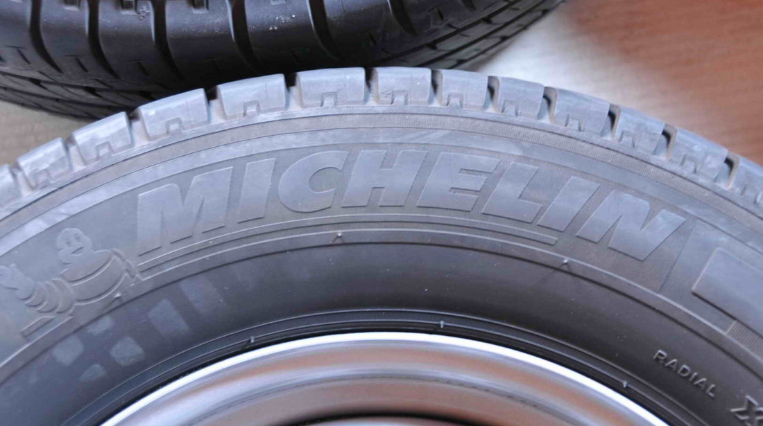 Anvelope Vara 16 inch Mercedes Sprinter VW Crafter Michelin Agilis 235/65 R16C