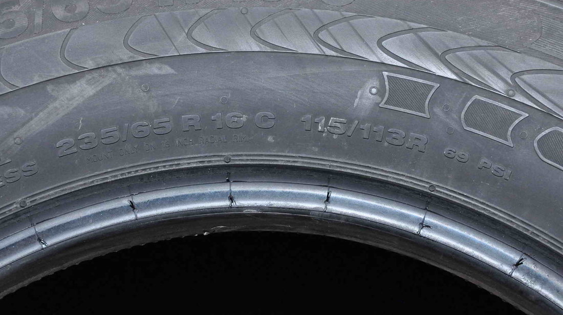 Anvelope Vara Cargo 18 inch Continental 235/65 R16C Mercedes Sprinter, VW Crafter, Iveco Daily VI