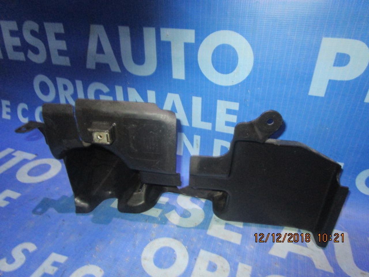 Aparatoare noroi BMW E60; 74850610 (protectie capete de bara)