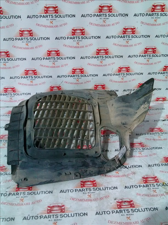 Aparatoare noroi dreapta fata 3.0 d VOLKSWAGEN TOUAREG an fabr. 2013