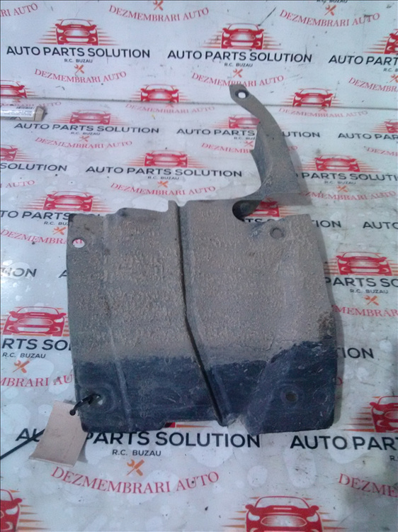 Aparatoare noroi dreapta fata MAZDA 6 an fabr. 2009