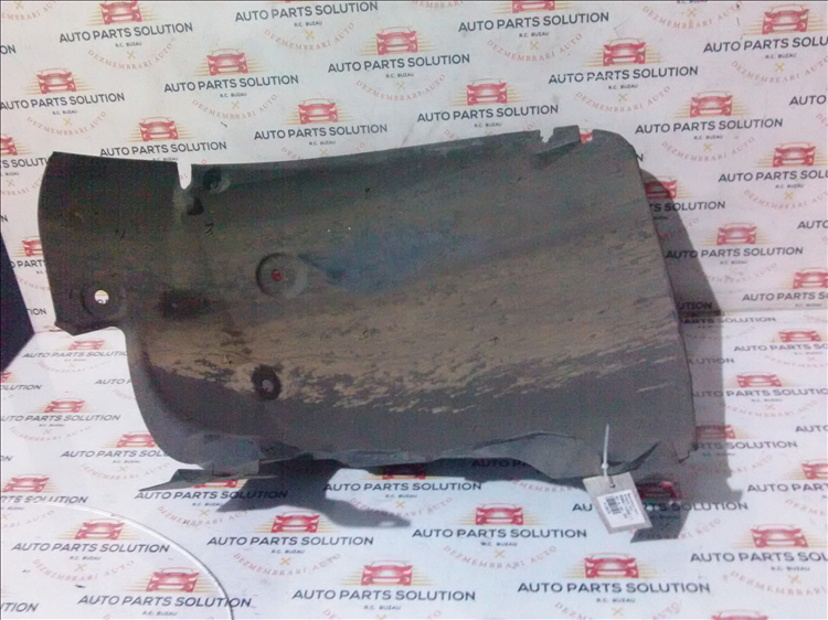 Aparatoare noroi dreapta fata RENAULT FLUENCE 1.5 DCI an fabr. 2010
