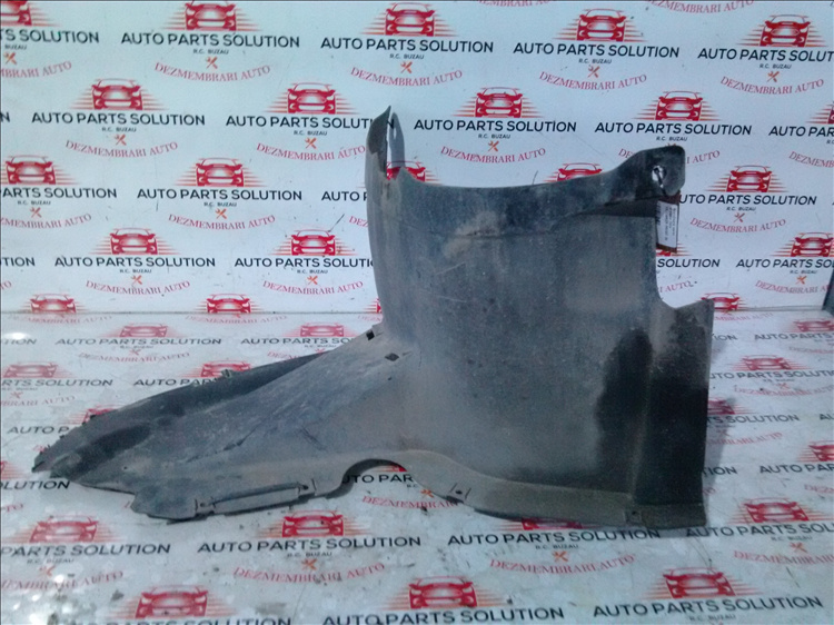 Aparatoare noroi dreapta fata VOLKSWAGEN PASSAT B6