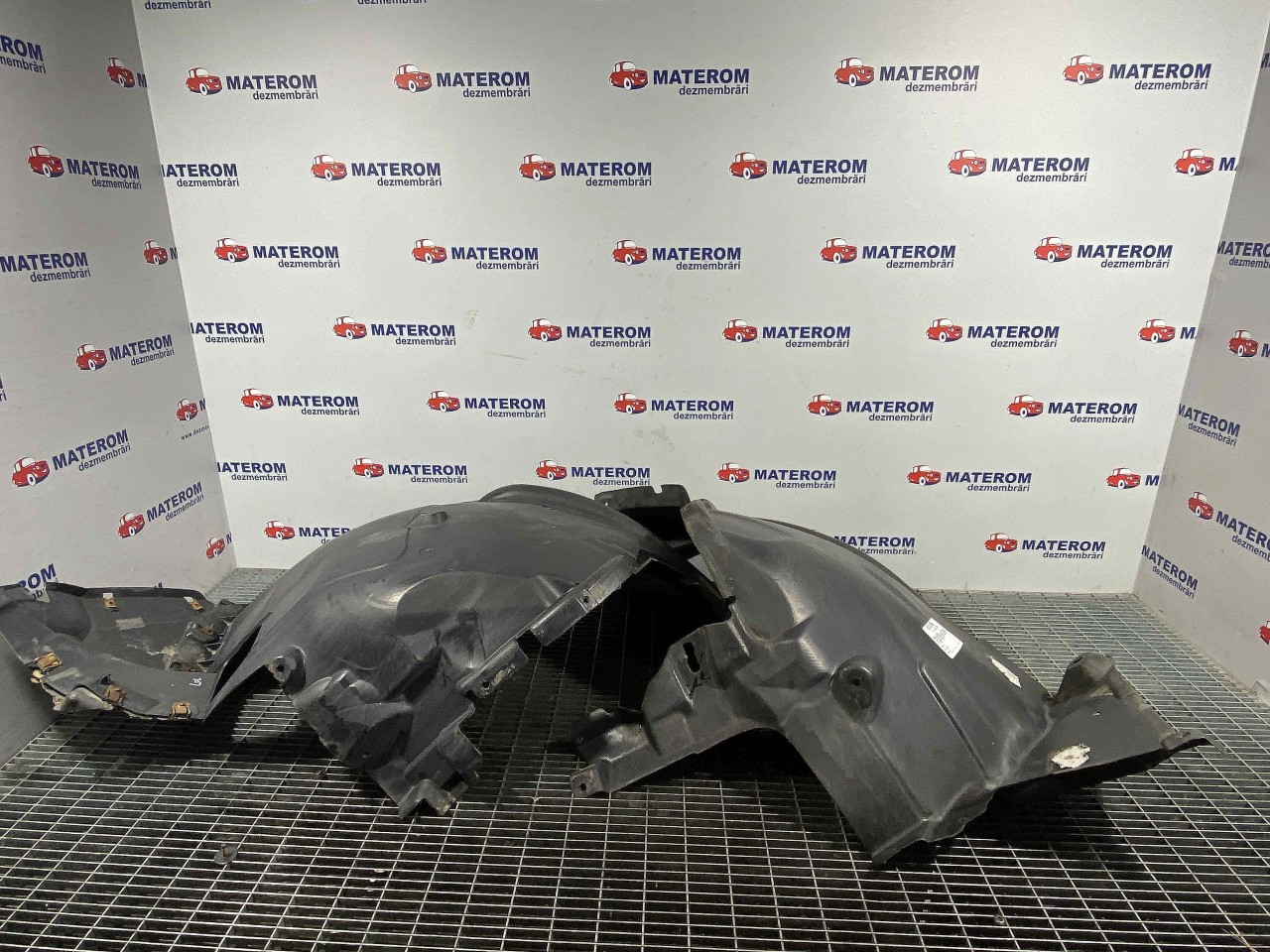 APARATOARE NOROI FATA DREAPTA BMW X5 - - (2007 2013)