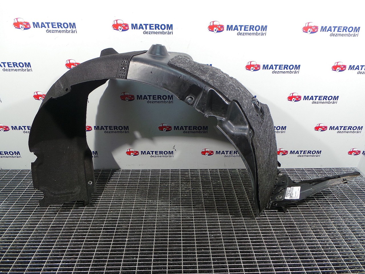 APARATOARE NOROI FATA DREAPTA HYUNDAI I40 I40 - - (2011 2015)