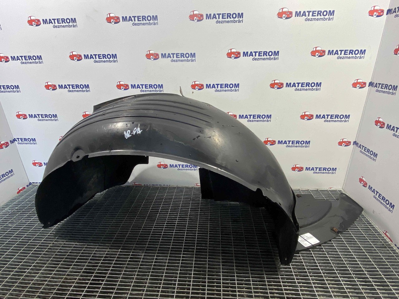 APARATOARE NOROI FATA DREAPTA VW PASSAT CC PASSAT CC - - (2012 2016)