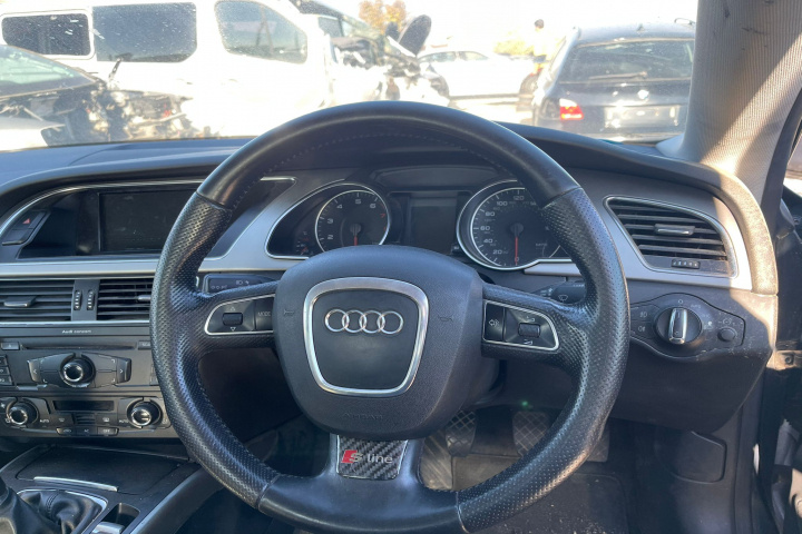 Aparatoare noroi spate dreapta Audi A4 B8/8K [2007 - 2011] Sedan 4-usi 2.0 TDI MT (143 hp)