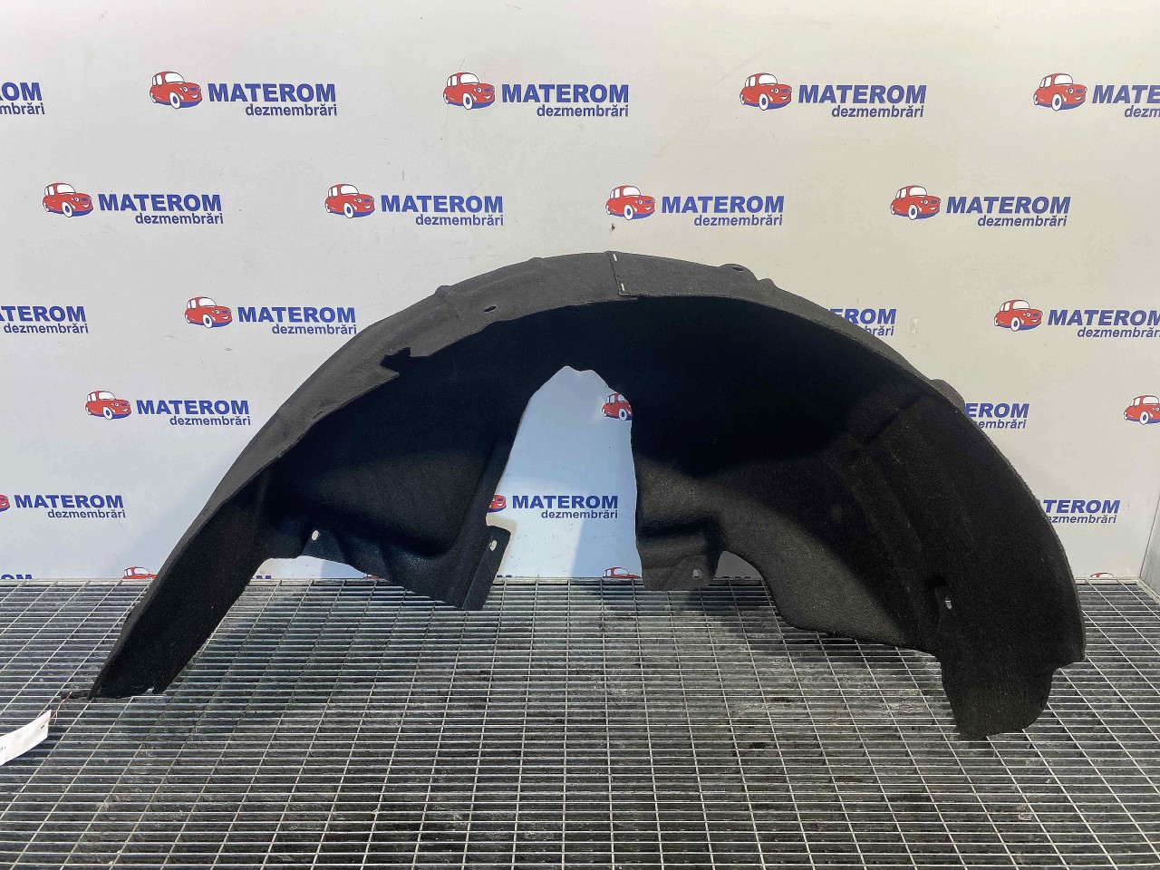 APARATOARE NOROI SPATE DREAPTA VW PASSAT CC PASSAT CC - - (2012 2016)