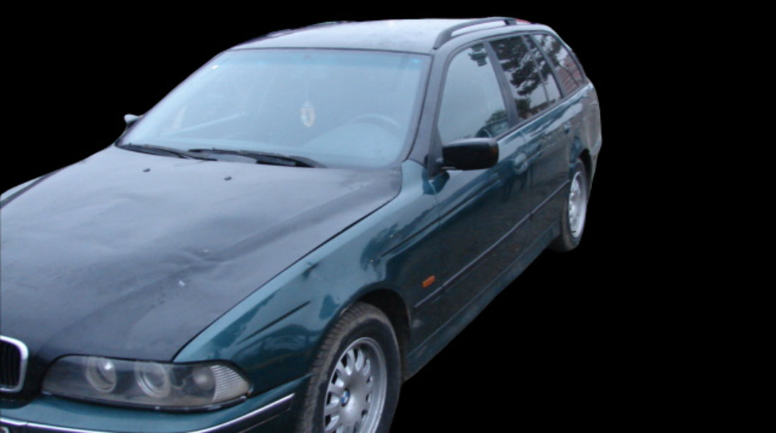 Aparatoare noroi spate stanga BMW Seria 5 E39 [1995 - 2000] Touring wagon 520i MT (150 hp)