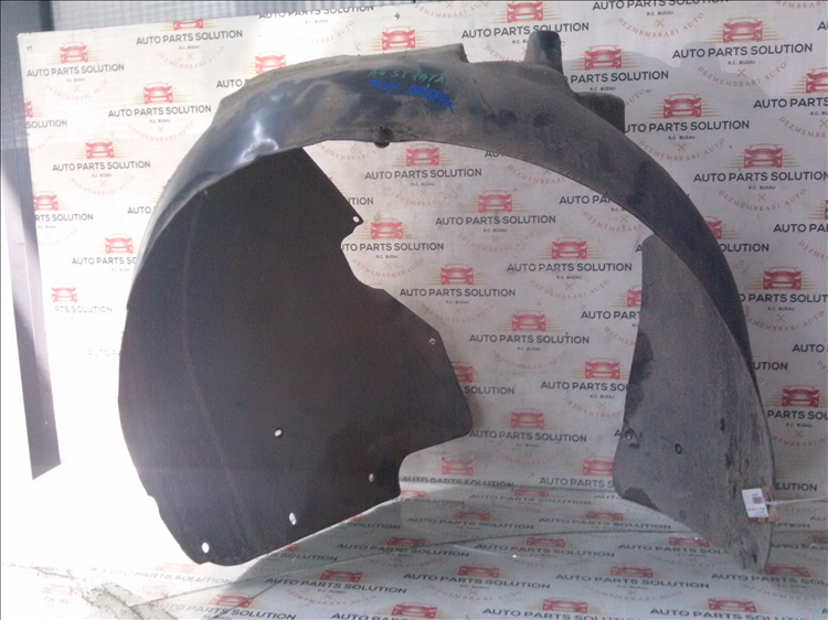 Aparatoare noroi stanga fata AUDI A4 an fabr. 2007