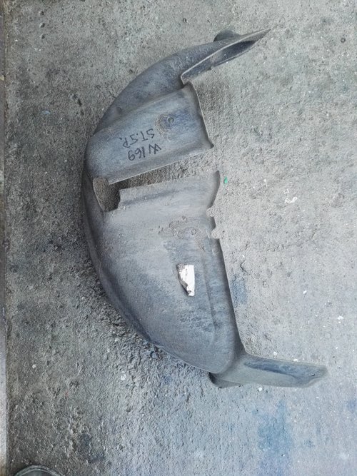 Aparatoare noroi stanga spate Mercedes A class w169