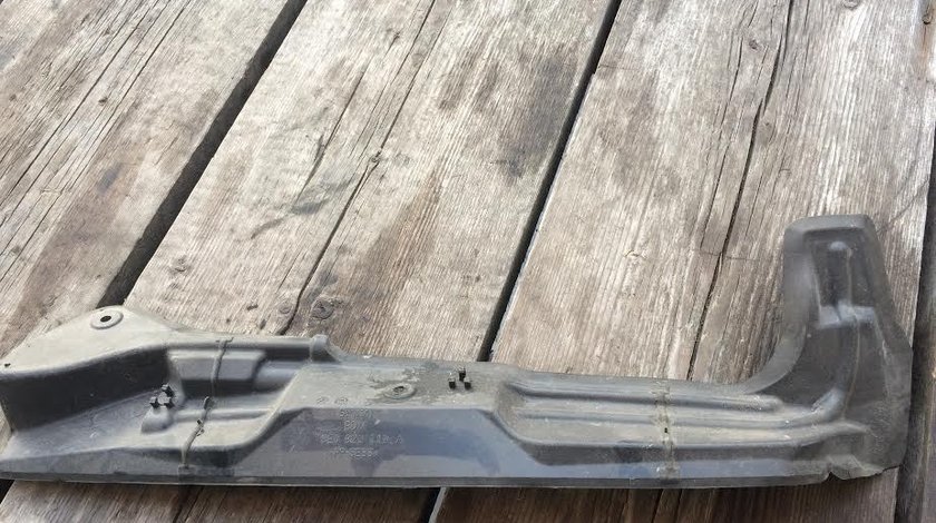 Aparatoare stalp stanga fata Audi A4 8E0821111A
