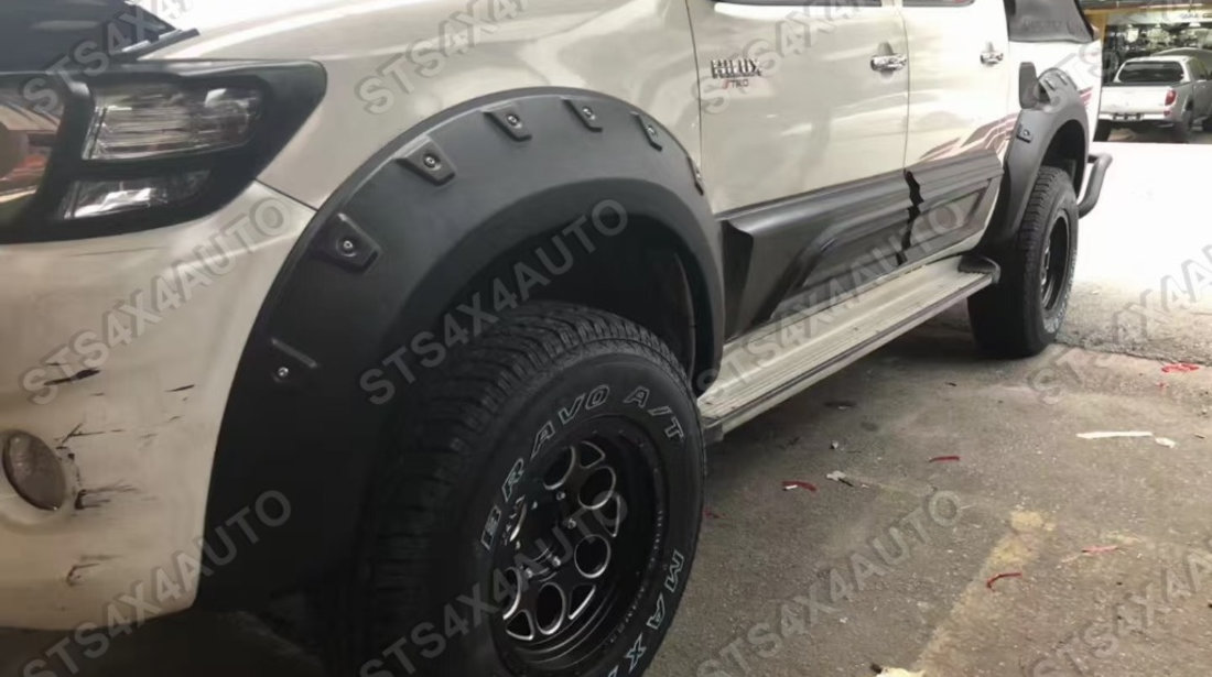 APARATORI ARIPA OVERFENDERE TOYOTA HILUX VIGO 2005-2015 MB [4X4 LOOK]