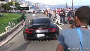Aparitia unui Aston Martin One-77 starneste o adevarata nebunie in Monaco