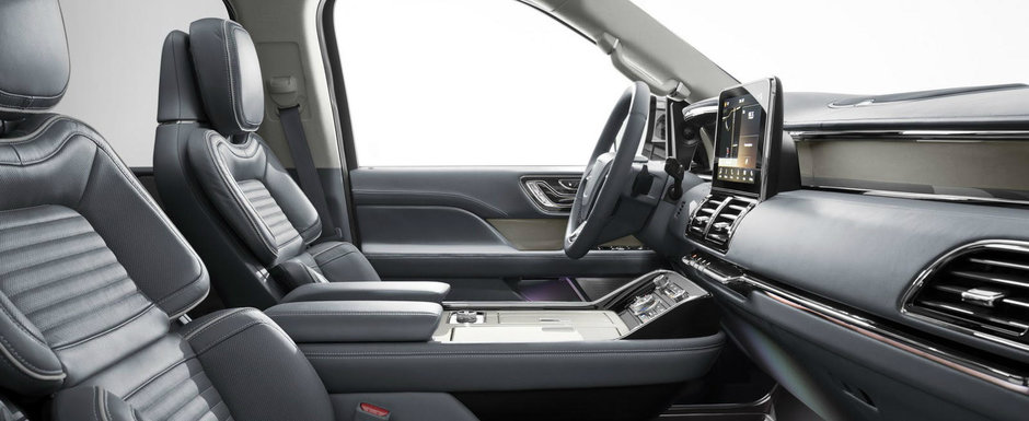 Ar putea fi cel mai luxos SUV american de pana acum. Uite cum arata noul Lincoln Navigator Ar putea fi cel mai luxos SUV american de pana acum. Uite cum arata noul Lincoln Navigator