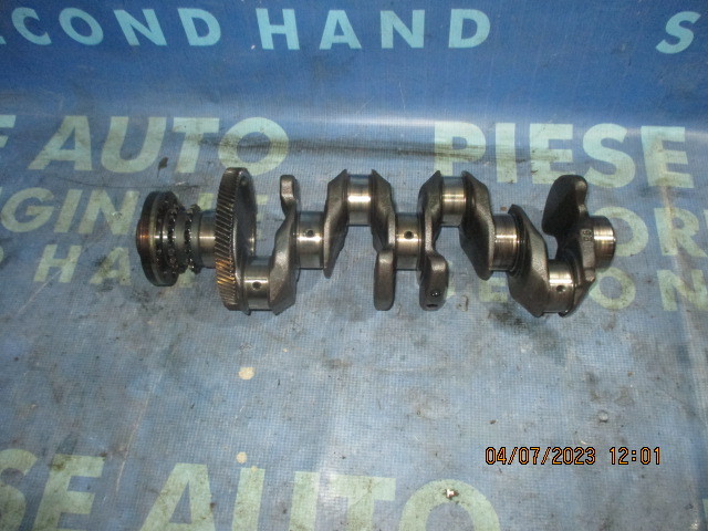 Arbore cotit BMW E60 520d; 7797977 (defect)