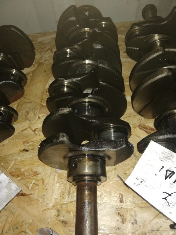 Arbore Cotit / Vibrochen Peugeot 206 1998 - 2013 Motorina