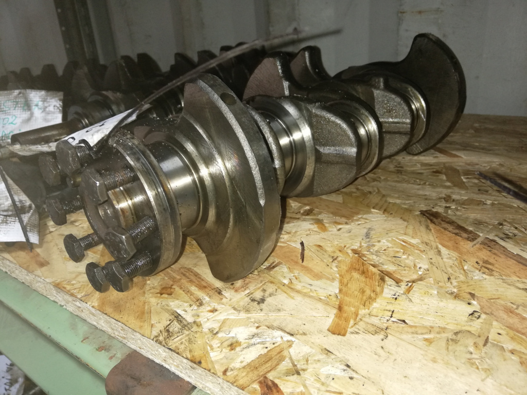 Arbore Cotit / Vibrochen Peugeot 307 2001 - 2008 Motorina