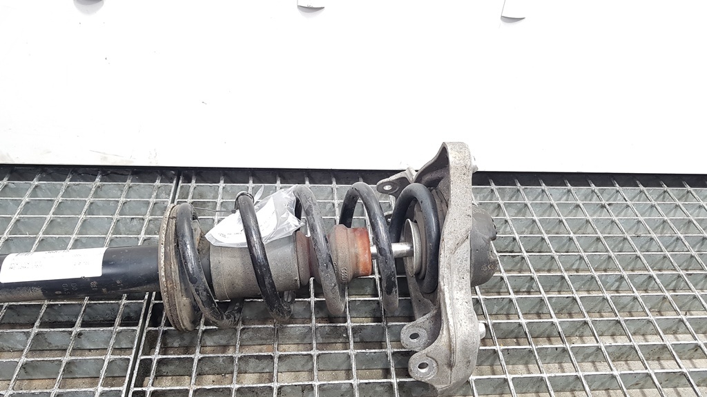 Arc fata, Audi A4 (8EC, B7) 2.0 tdi (id:368716)