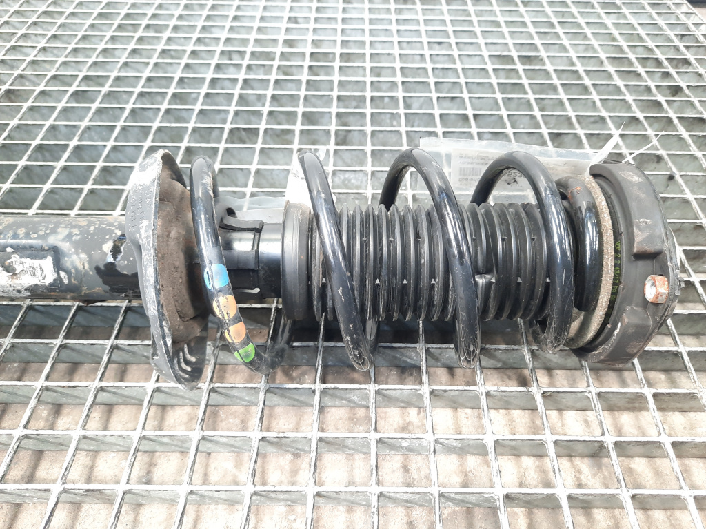 Arc fata, VW Golf 5 Plus (5M1) 1.6 fsi, BLF (id:465236)