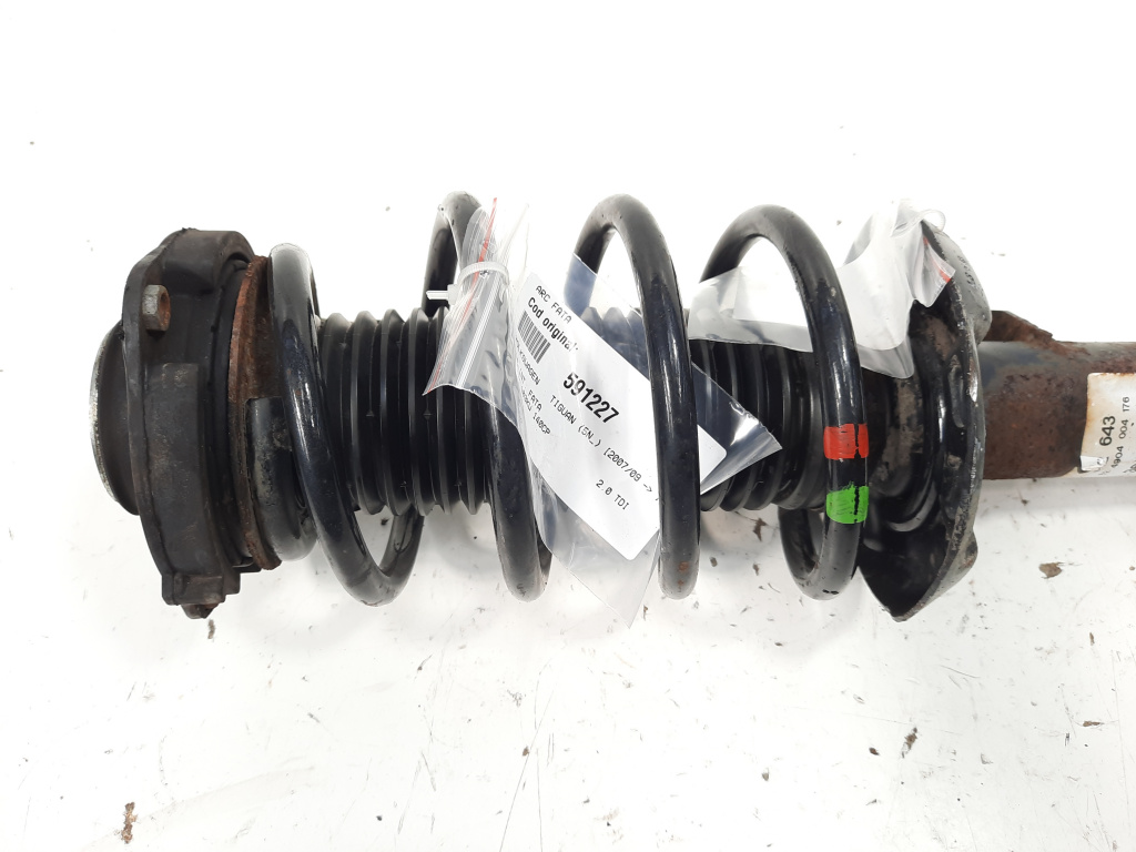 Arc fata, Vw Tiguan (5N) 2.0 TDI, CFF (id:591227)