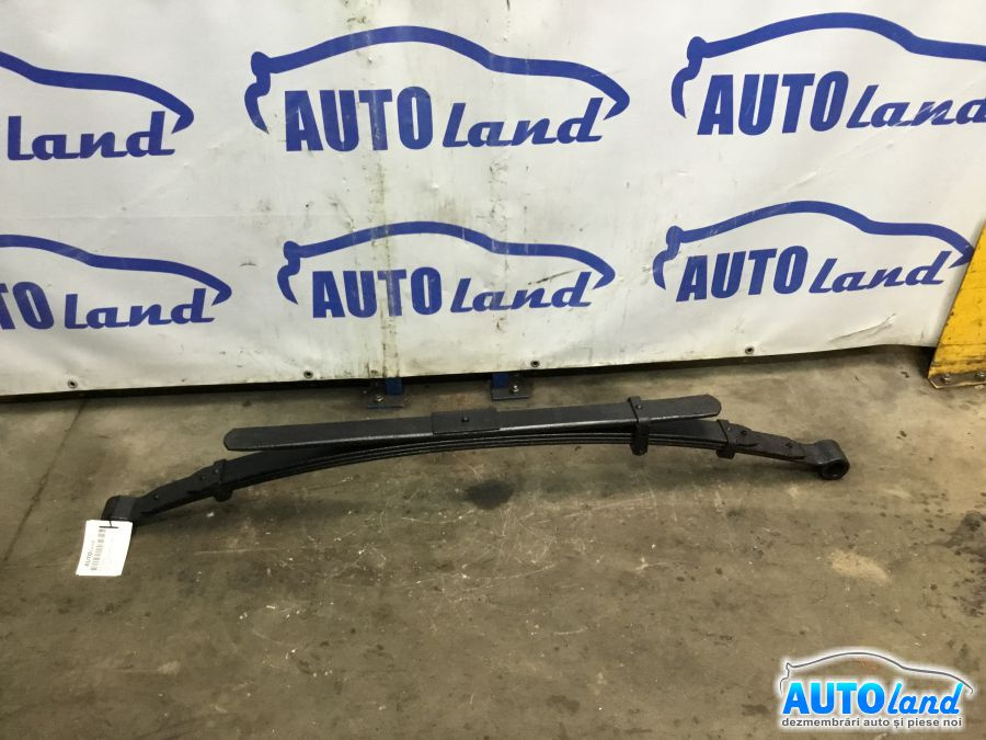 Arc Spate Nissan NAVARA D40 2004