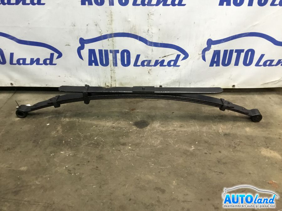 Arc Spate Nissan NAVARA D40 2004
