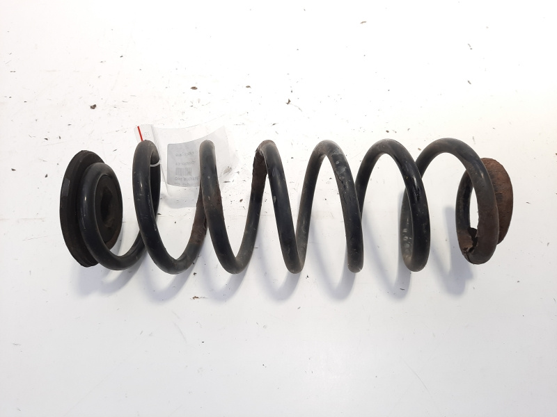 Arc spate, VW Passat Variant (365) (idi:575140)